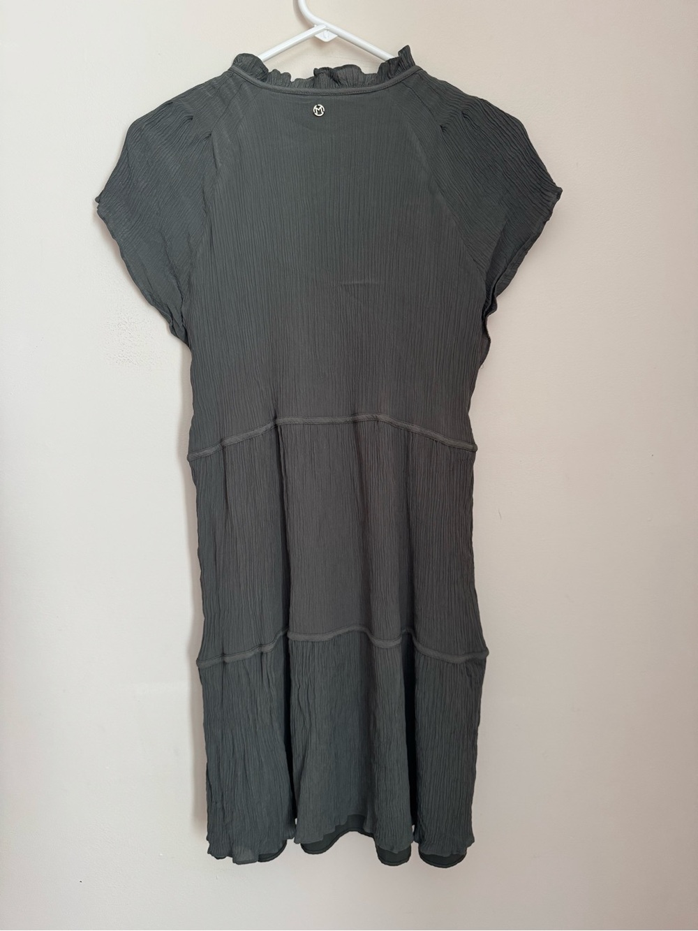 Marie Oliver Silk Blend Tiered Mini Dress Green Flutter Sleeve Size 1 Small - Picture 2 of 6
